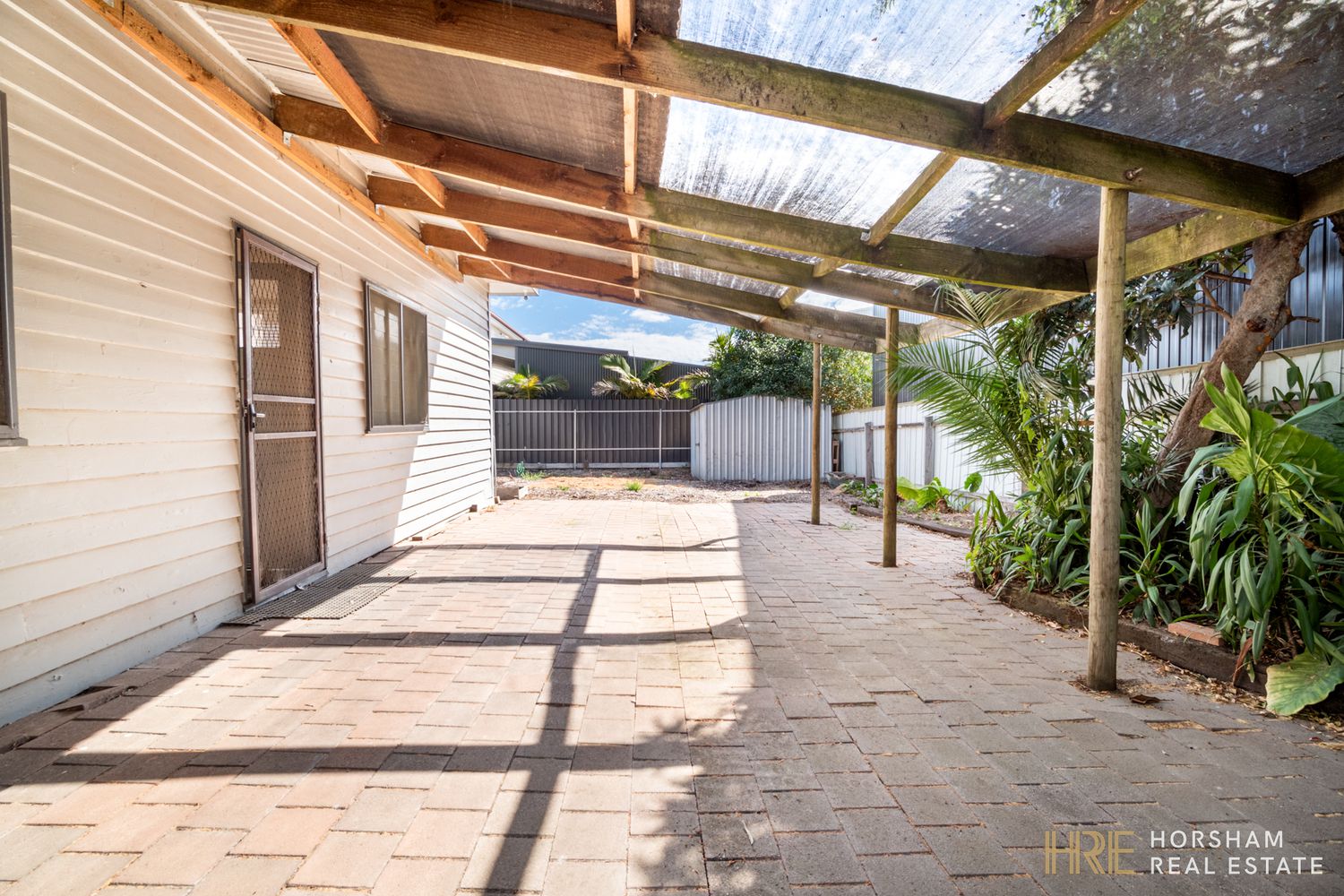 2 Baker Street, Horsham
