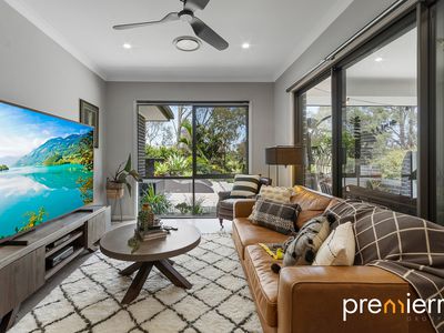 127 Diamantina Circle, Karalee