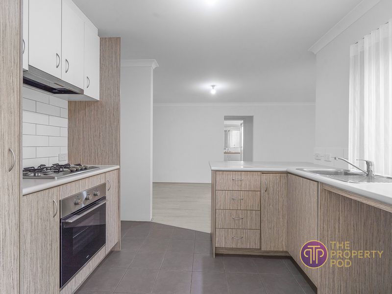 32 / 11 Hazlett Way, Canning Vale