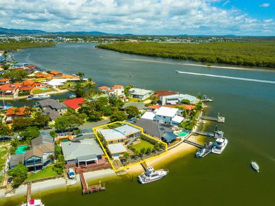 11 Lindsay Parade, Paradise Point
