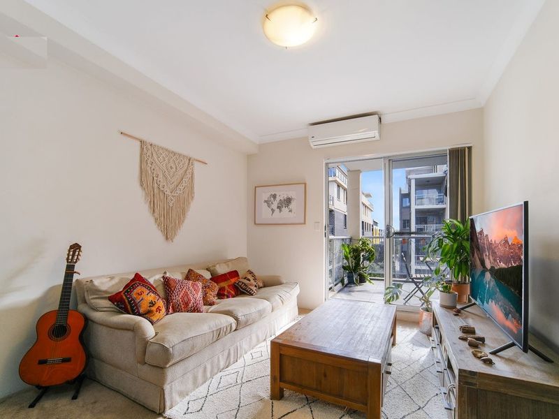 24 / 2 Porter Street, Ryde