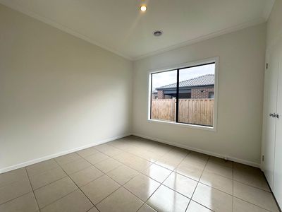 16 Abarth Street, Tarneit