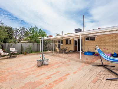 35 Tamarisk Way, Woodlands