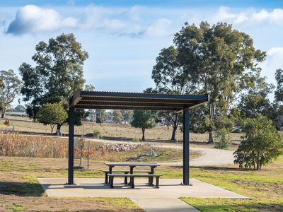6 EAGLETON PLACE, Wodonga