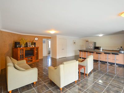 16 McKerrow Crescent, Goodna