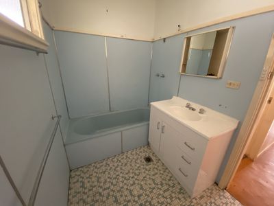 392 Parnall Street, Lavington