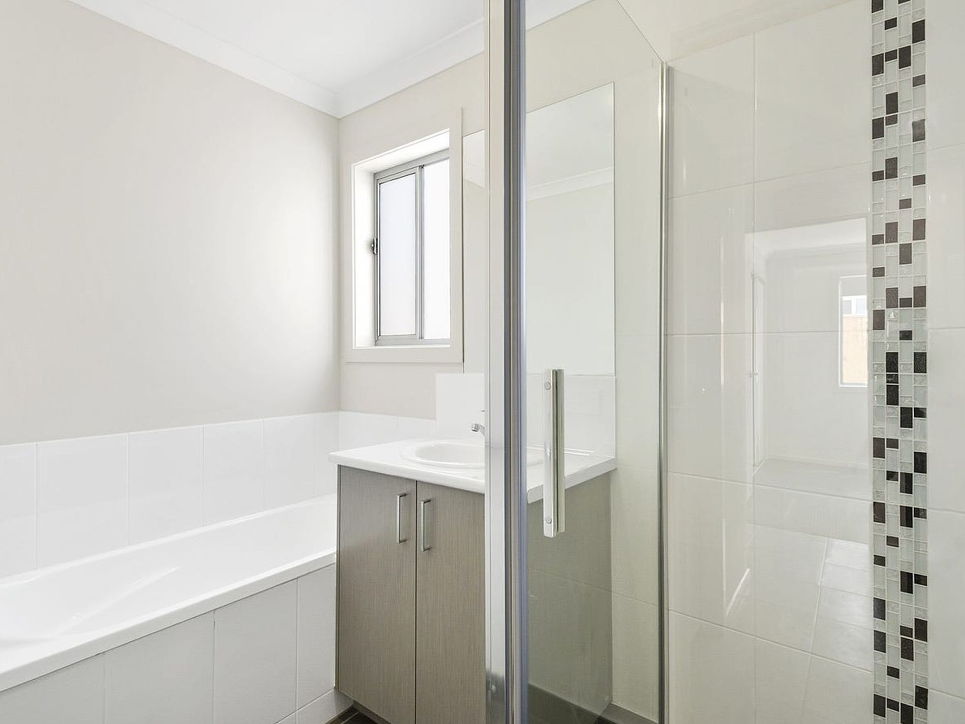 38 Straw Flower Circuit, Greenvale