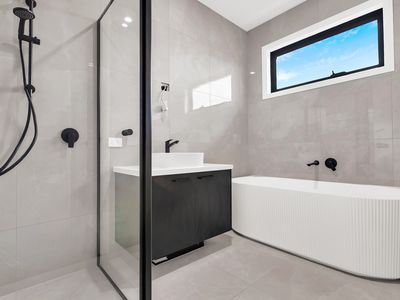 1 Monocot Avenue, Clyde North