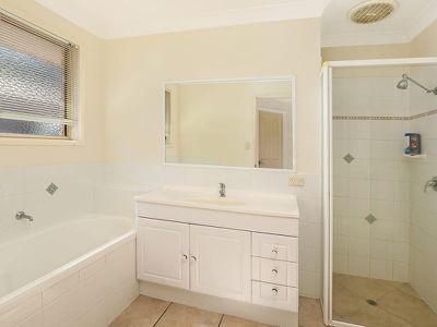 14 Sugar Gum Drive, Mooloolah Valley