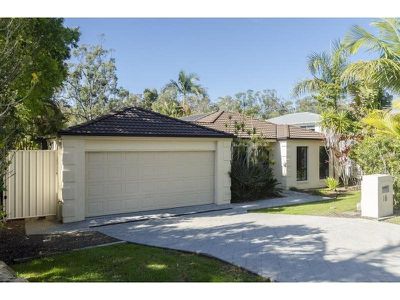 16 Dun Street, Tewantin