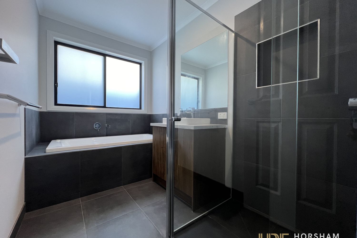 2A Kalimna Avenue, Horsham