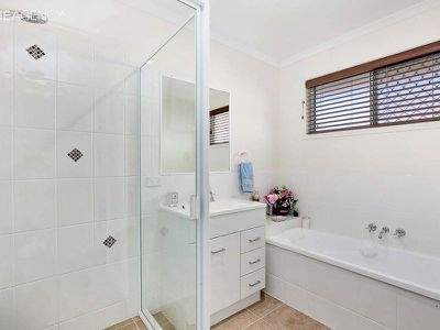 12 Crystal Court, Urangan