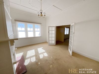 2 Bowden Street, Horsham