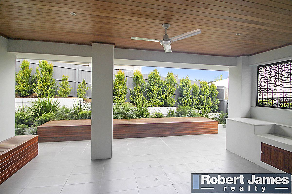 9 Radiata Place, Peregian Springs