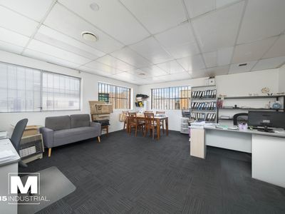 10 Garema Circuit, Kingsgrove