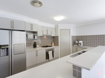 48 Waterside Drive, Woongarrah