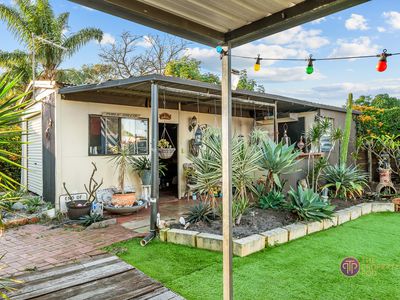 27 Lindy Way, Camillo