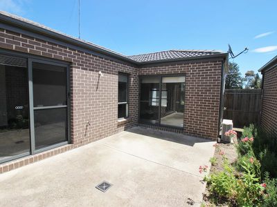 2 / 36 Benita Place, Leopold