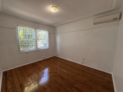 157 Penshurst Street, Beverly Hills