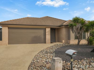 35 Streeton Avenue, Caroline Springs