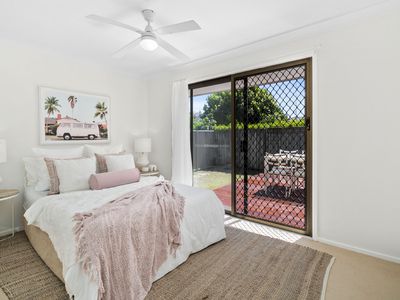 2 / 35 Riviera Avenue, Tweed Heads West