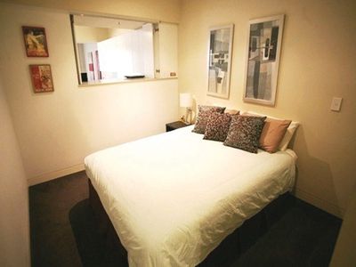 407 / 2 York Street, Sydney