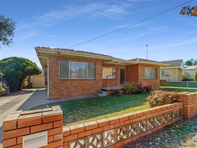 2 Fairview Street, Dubbo