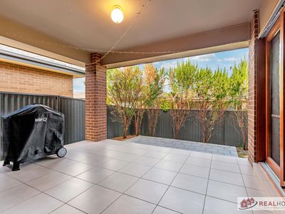 6 Nottingham Street, Jordan Springs