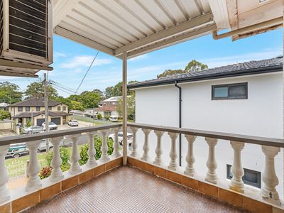 8 Tucker Street, Bass Hill