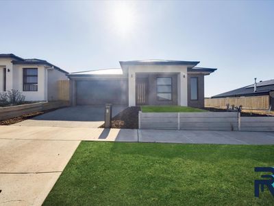 8 Fairview Street, Beveridge