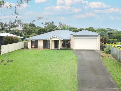 6 Gloria Close, Glass House Mountains