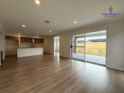 8 Swift Street, Charlemont