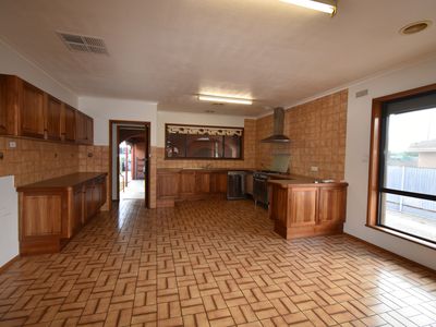 49 Donovan Drive, Wangaratta