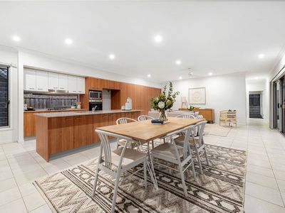 61 Mossvale Drive, Wakerley