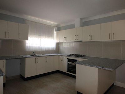 62 Wollongong Road, Arncliffe