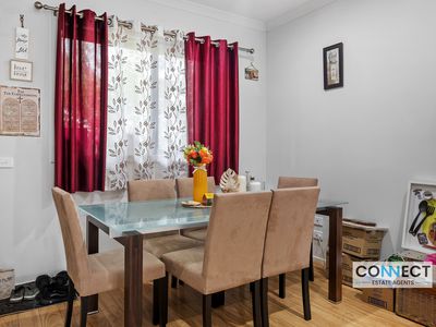 27 Demmie Mews, Lyndhurst