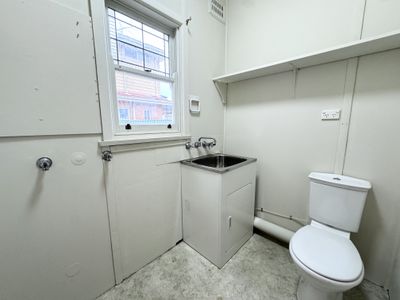 15 Gardinia Street, Beverly Hills