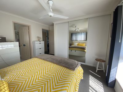 9 Palm Avenue / 14 Ibis Boulevard, Eli Waters
