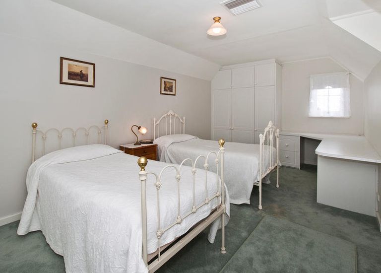 10 Newland Avenue, Marino
