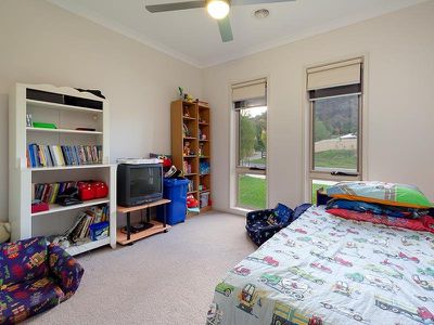 22 BREWER DRIVE, Wodonga
