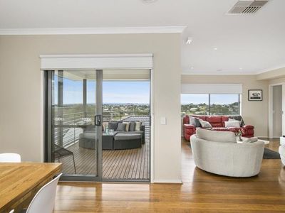 8 Lapin Grove, Wandana Heights