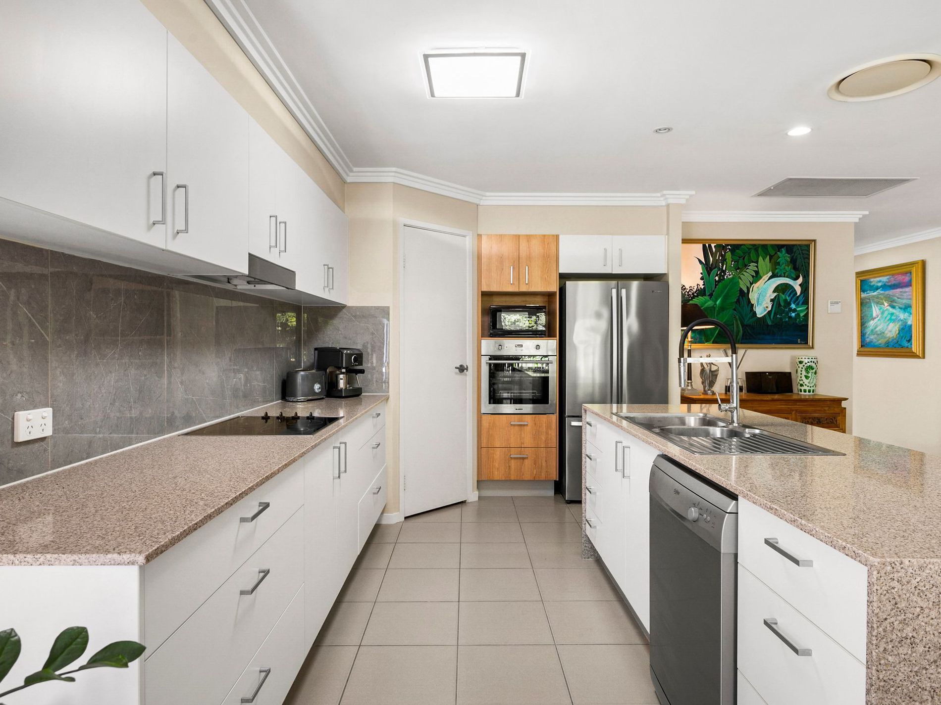 5 Sawgrass Court, Peregian Springs