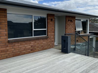 2 / 97 Moore Street, Hillcrest