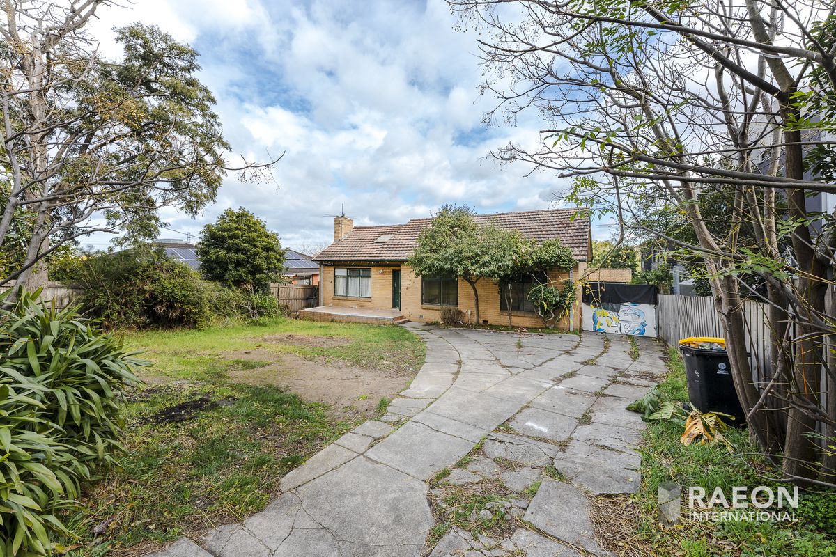 648 Warrigal Rd, Malvern East