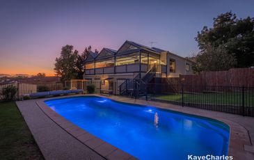 8 Glamis Rise, Beaconsfield