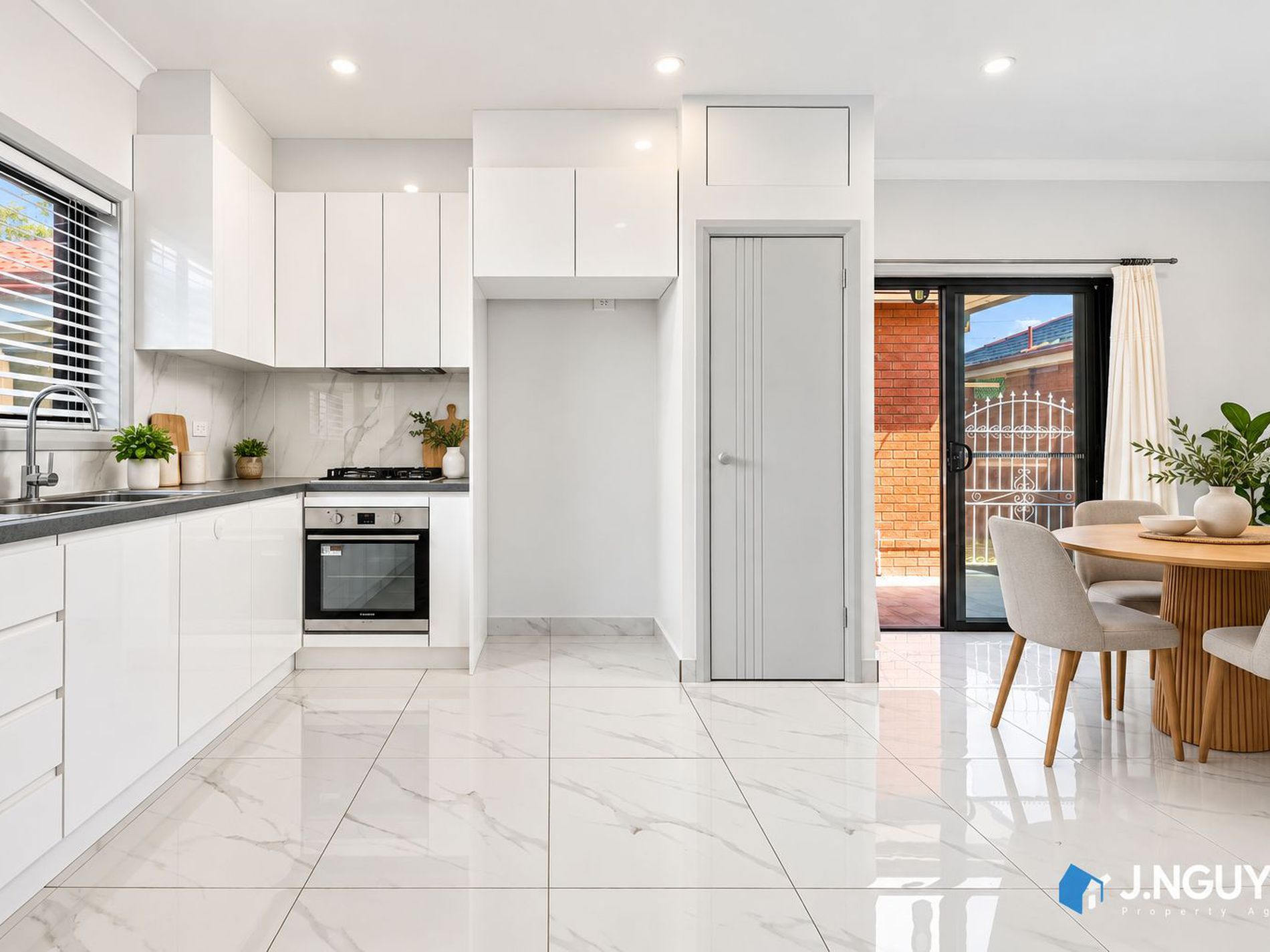 147 King Road, Fairfield West