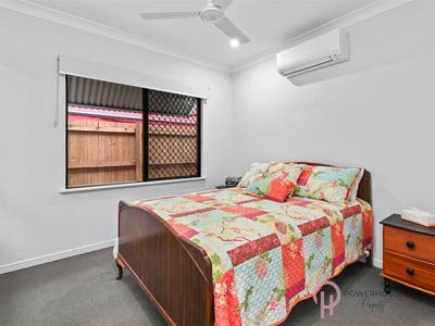 51 Ainslie Place, Smithfield