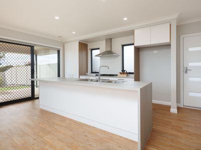 49 MURRAY WAY, West Wodonga