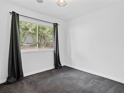 8 Buckingham Pl, Frankston South