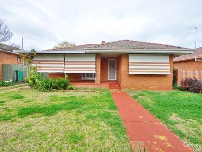 42 Crown Street, Dubbo